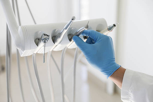 Professional Teeth Whitening technician working in Richmond, IL